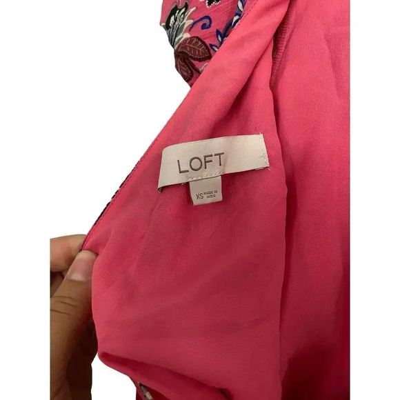 Loft Women's Pink Sleeveless V-Neck Floral Wrap Dress Size XS - Picture 3 of 4